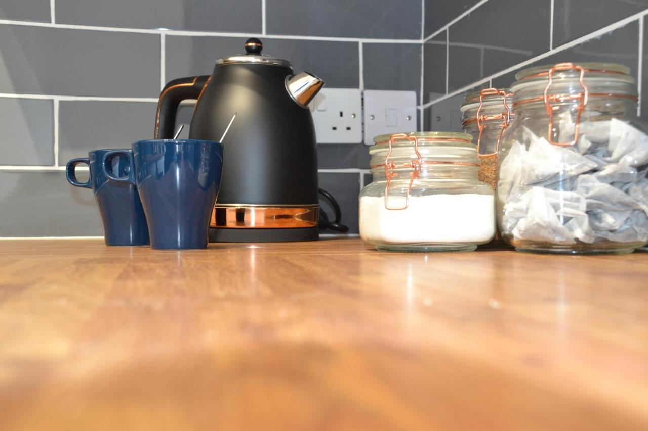 Mayflower 2 Bed Boutique Apartment - Stayseekers 솔즈베리 외부 사진